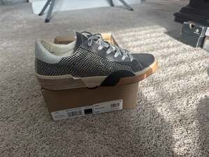 Dolce Vita Women's Zina Mercury Leather Metallic Low-Top Sneaker